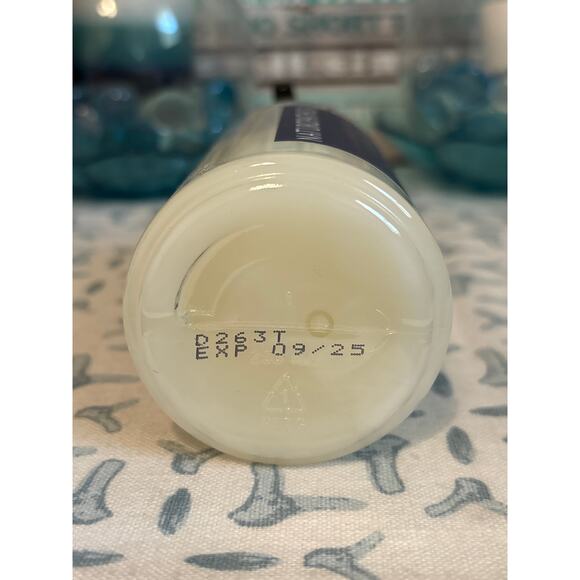 Naturopathica Calendula & Mint Nourishing Hand & Body Cleanser - Picture 4 of 4